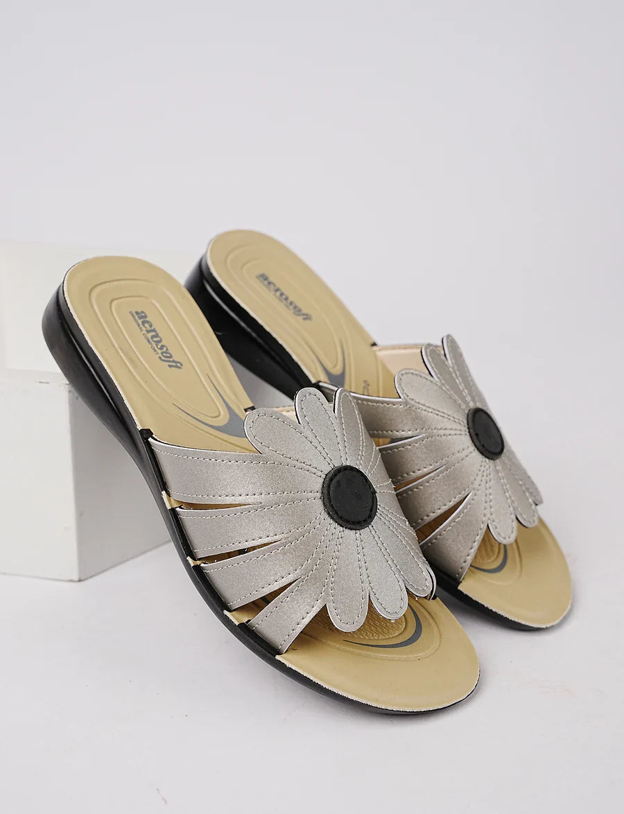 Ladies Slipper LC2001  Azadi  Sale 35% Off