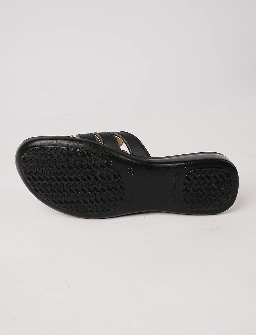 Ladies Slipper LC2001  Azadi  Sale 35% Off